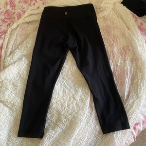 Lululemon cropped leggings